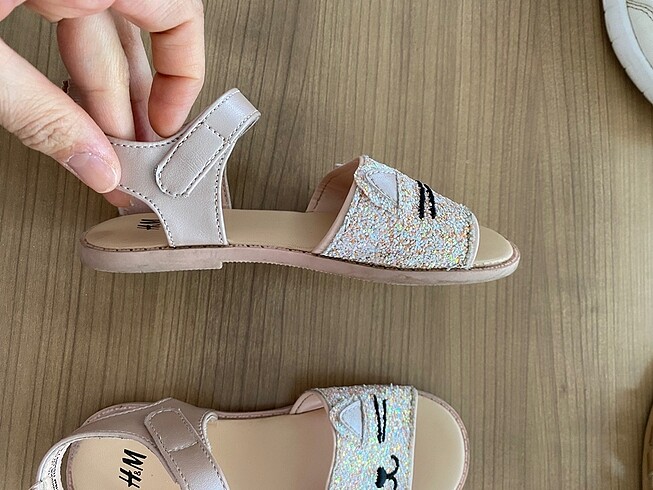 H&M H&M kız çocuk sandalet