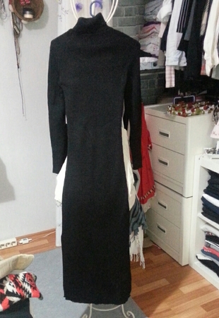 Uzun siyah triko elbise