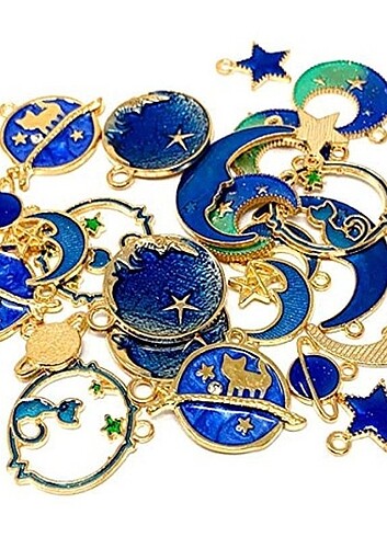 Beden Vintage Motifli Yüksek Katile Mavi Kolye ve Küpe Ucu 1 Adet