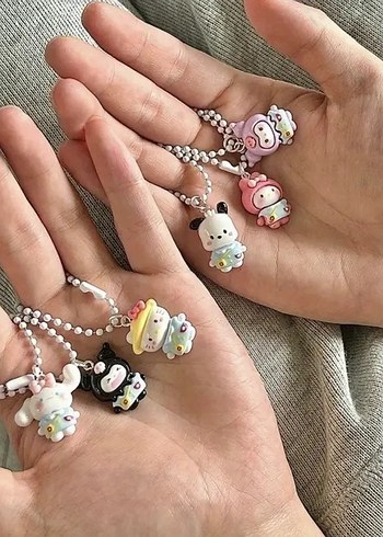 Hello Kitty Temalı Çanta Charmı 1 adet