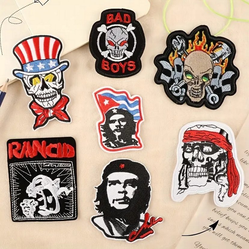 Çok Renkli Nakışlı Erkek - Görsel 2