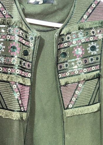 Nakışlı Haki Uzun Tesettür pardüse - Görsel 3