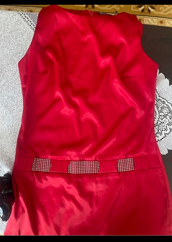 Kırmızı Kemerli görünümlü Mini Elbise - Görsel 3