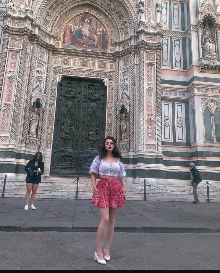 Beyaz Kısa Kollu Drapeli Straplez Bustiyer - Görsel 4