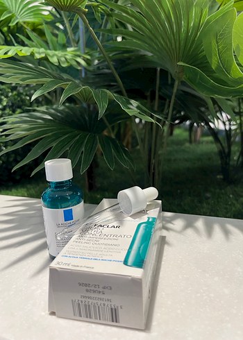 La Roche-Posay Effaclar Ultra Konsantre Serum 30 ml - Görsel 4