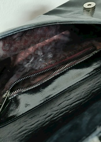 Parlak Siyah Baskılı Deri Omuz Çantası - Görsel 6