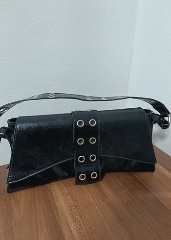 Parlak Siyah Baskılı Deri Omuz Çantası - Görsel 3