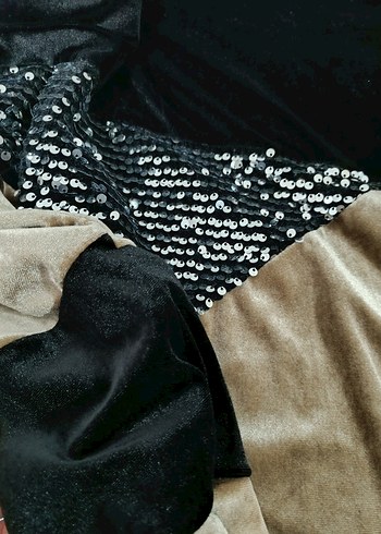 Siyah payetli kadife kısa üst - Görsel 3