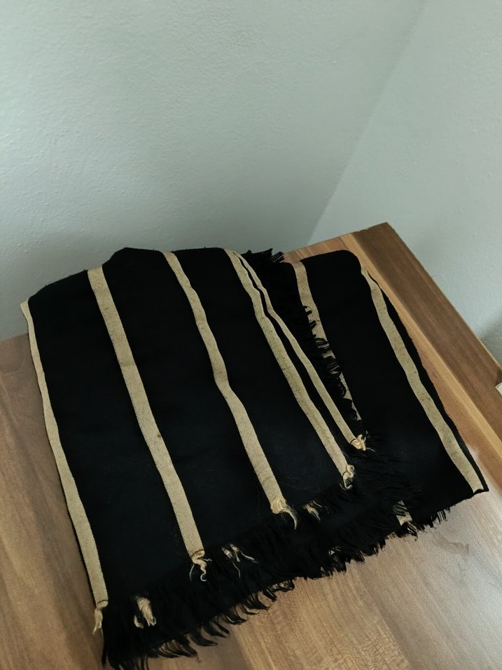 Siyah Kadın Şal Gümüş İpek - Görsel 2