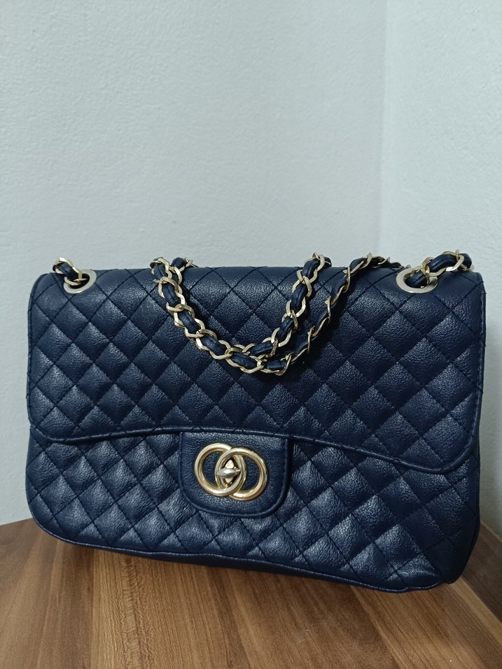 Zincir Detaylı lacivert çanta - Görsel 2