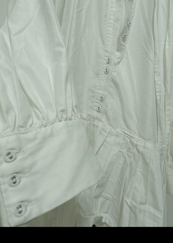 Beyaz Piliseli Uzun Kadın Tunik - Görsel 3