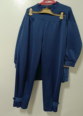 Kadın Mavi Rahat Kesim Sweatshirt ve pantolon - Görsel 3