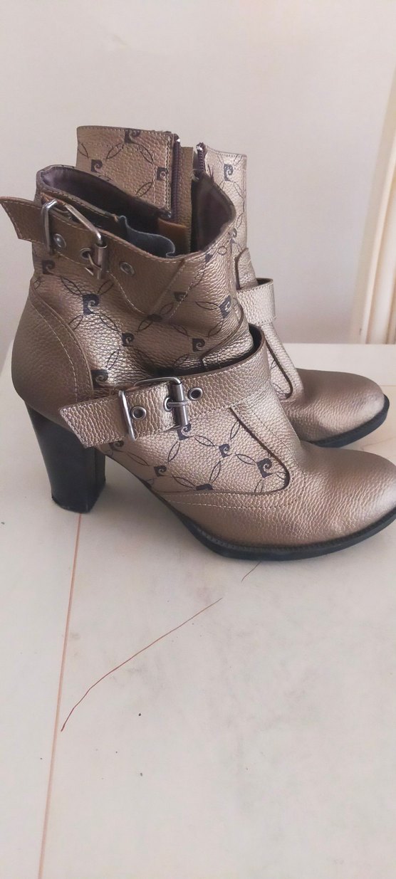 Kemer Detaylı Kahverengi Kadın Dolgu Topuk Bot - Görsel 4