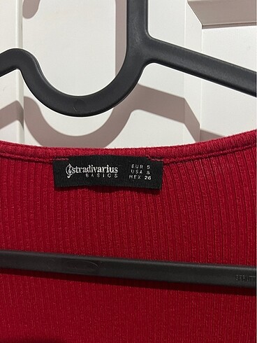 s Beden Stradivarius body