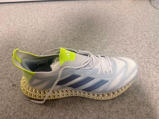 43 Beden Adidas Koşu Ayakkabısı