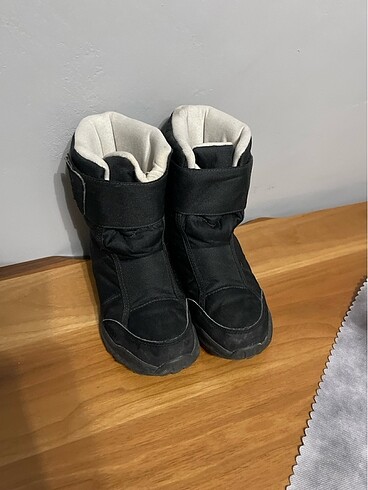 Decathlon 35 numara bot