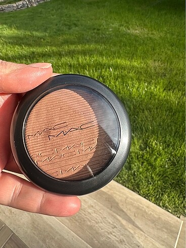 Beden MAC AYDINLATICI BRONZER
