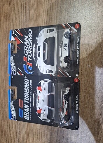 HOT WHEELS - 20 TOYOTA GR SUPRA ve 2017 NISSAN GT-R [R35]
