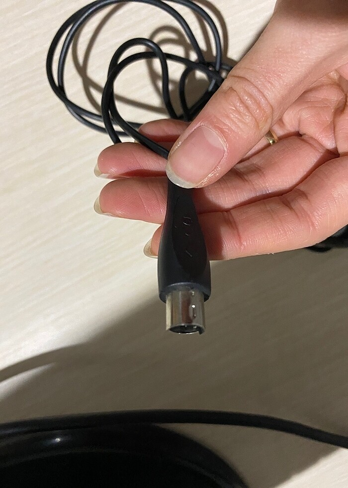 Gri kablolu mouse - Görsel 3