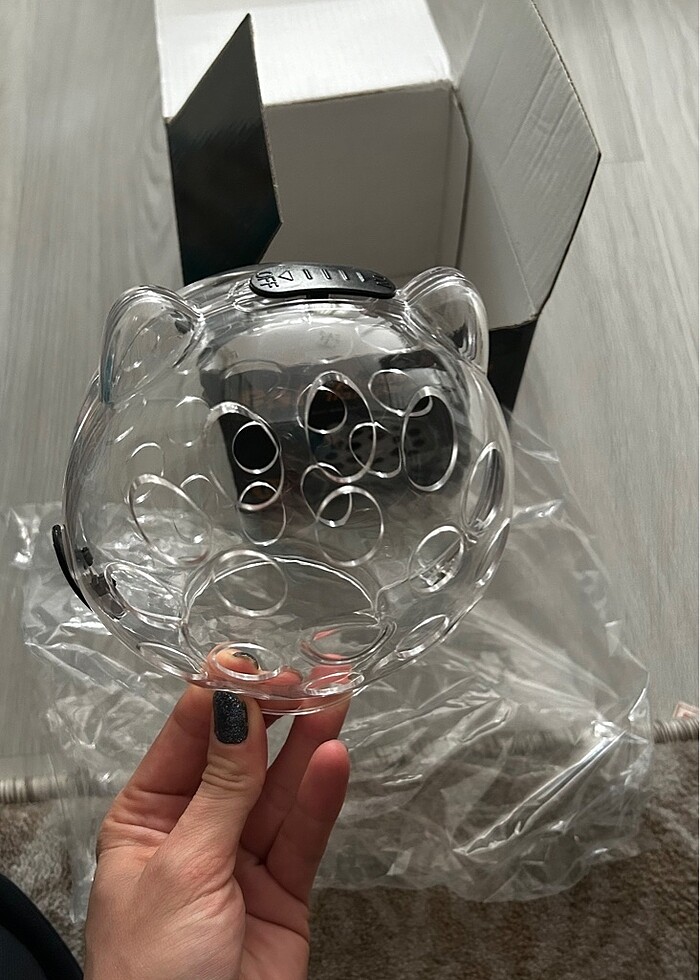 Kediler için Plastik Koruyucu Başlık - Görsel 3