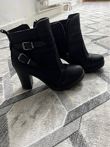 Topuklu bot - Görsel 2