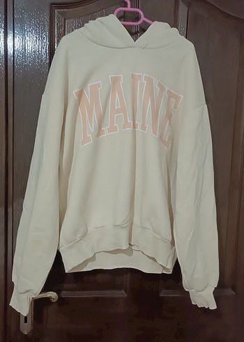 Beyaz Kapüşonlu Uzun Kollu Sweatshirt
