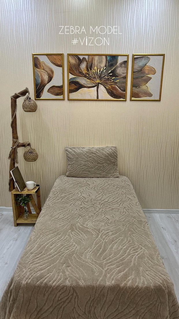 Bej Renkli Düz Yatak Örtüsü - Görsel 3