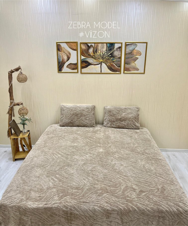 Bej Welsoft Yumuşak Çiçek Desenli Yatak Örtüsü - Görsel 4