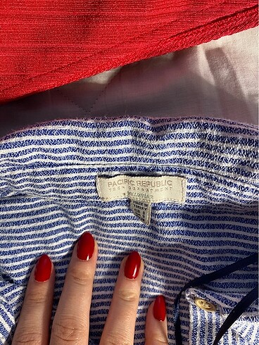 m Beden pull and bear gomlek