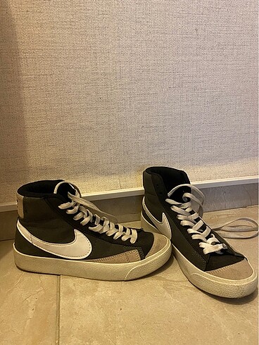 Nike spor ayakkabı