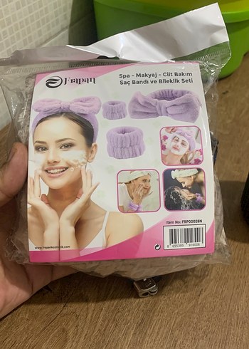 Spa ve Makyaj İçin Saç Bandı ve Bileklik Seti - Görsel 2