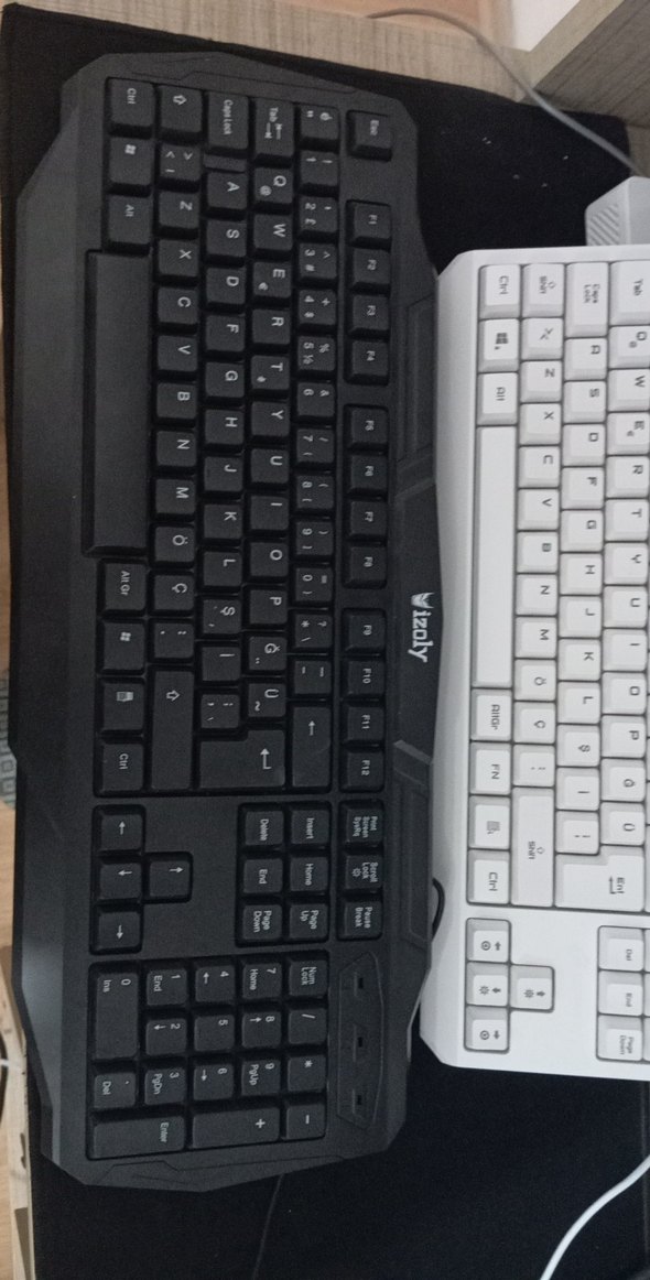 Renkli LED ışıklı Siyah Oyuncu Klavyesi - Görsel 3