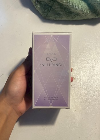 Avon Eve Alluring Kadın Parfümü - Görsel 2