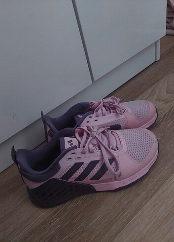 Adidas ayakkabı