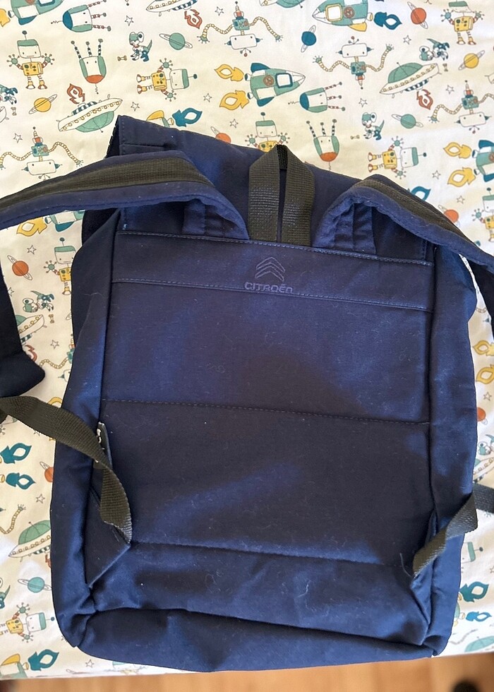 Sırt çantası - Görsel 2