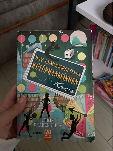 bay lemoncello?nun kütüphanesinden kaçış kitabı
