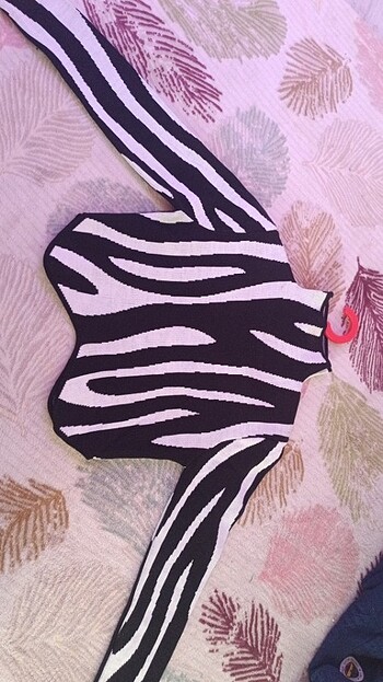 m Beden Zebra desen crop