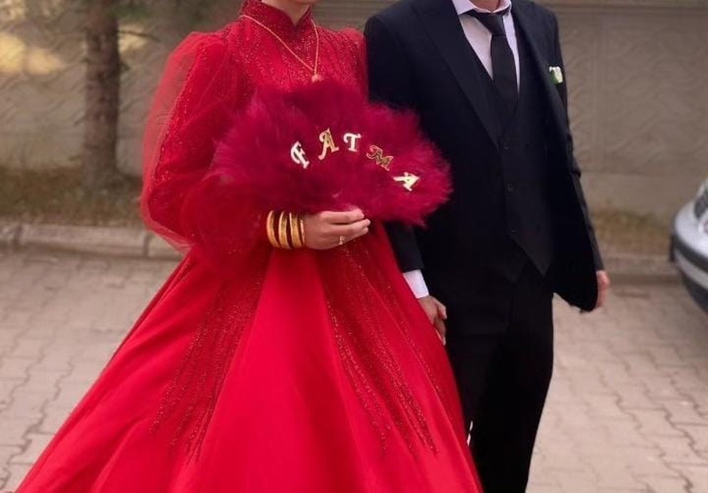 Kırmızı Uzun Kollu İşlemeli Kadın Bindallı - Görsel 3