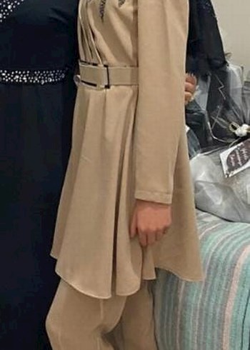 Nakışlı Bej Kemerli Uzun Kadın takım - Görsel 3