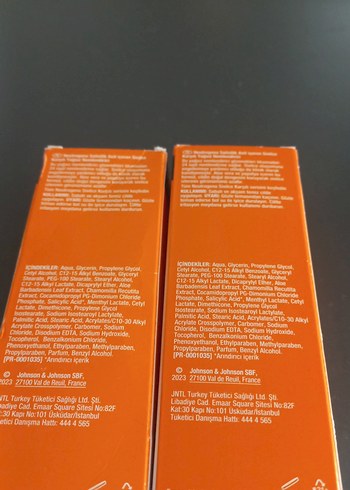 Neutrogena %0.5 Salisilik Asitli Yüz Nemlendiricisi - Görsel 2