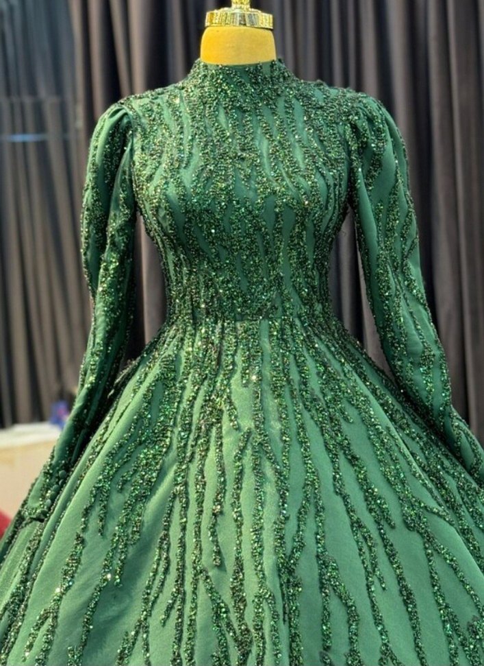 İşlemeli Yeşil Uzun Abiye Elbise - Görsel 4