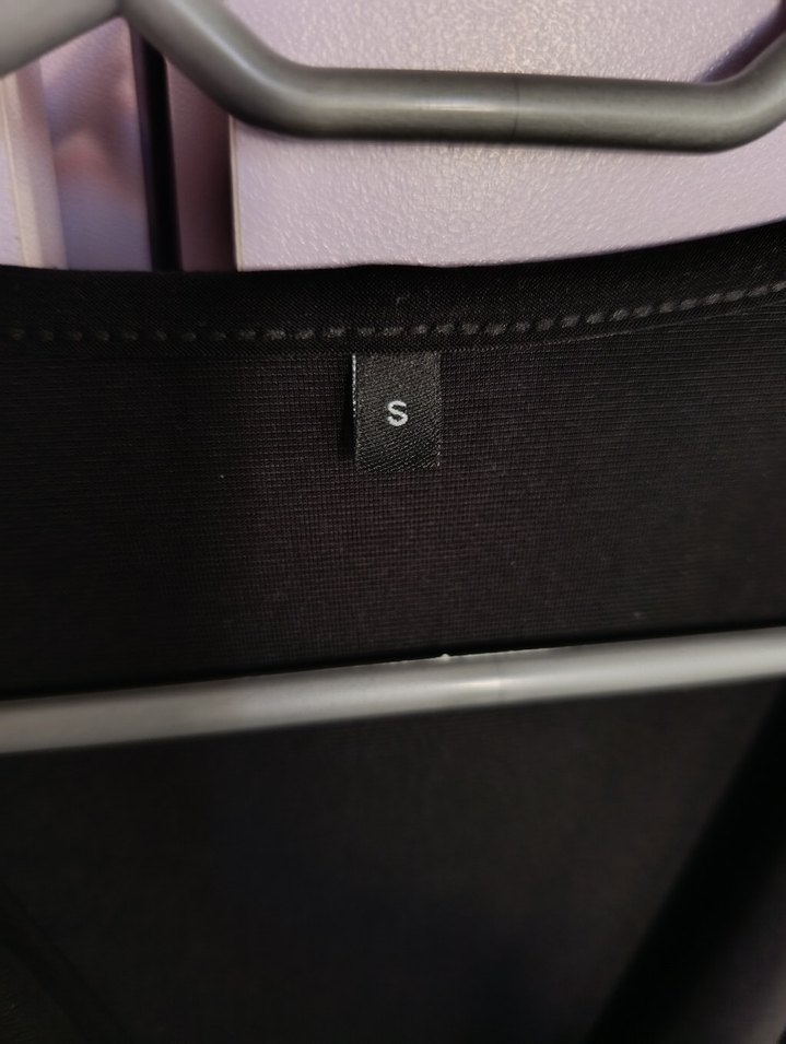 V Yakalı Uzun Siyah Gotik Elbise - Görsel 3