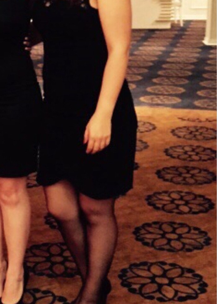 Siyah kısa dantelli elbise - Görsel 4