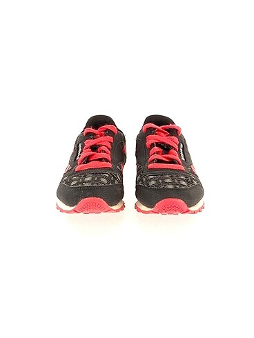 36 Beden Reebok Spor Ayakkabı %70 İndirimli.