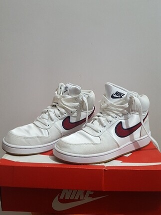 Nike spor ayakkabı
