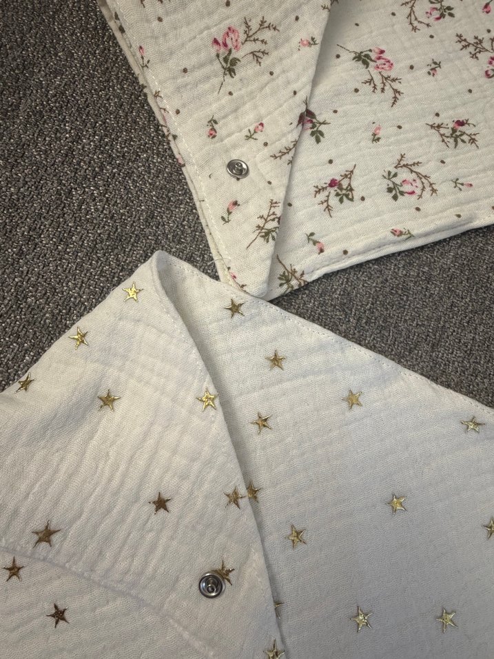 Nakışlı Beyaz Bebek Önlüğü - Görsel 2