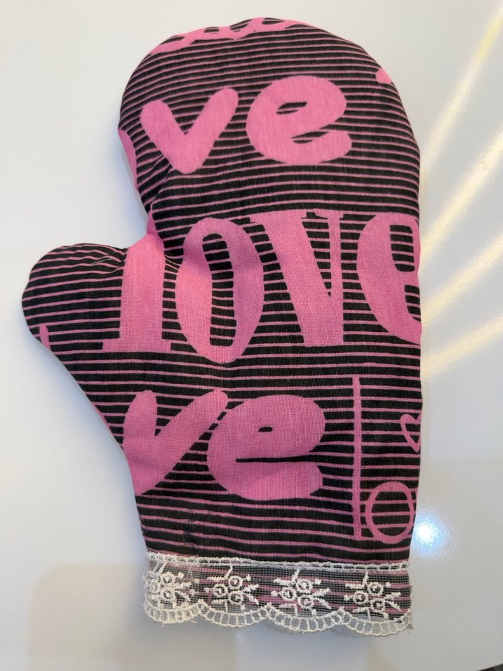 Nakışlı Pembe Renkli Fırın Eldiveni ve Tutacak Seti - Görsel 3