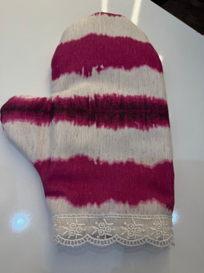 Bordo Batik Desenli Fırın Eldiveni ve Tutacak Seti - Görsel 3