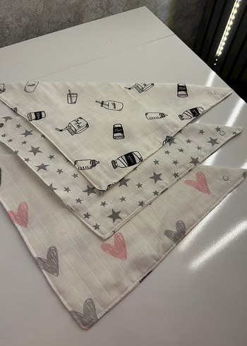 Baskılı Beyaz Bebek Önlüğü Seti - Görsel 2