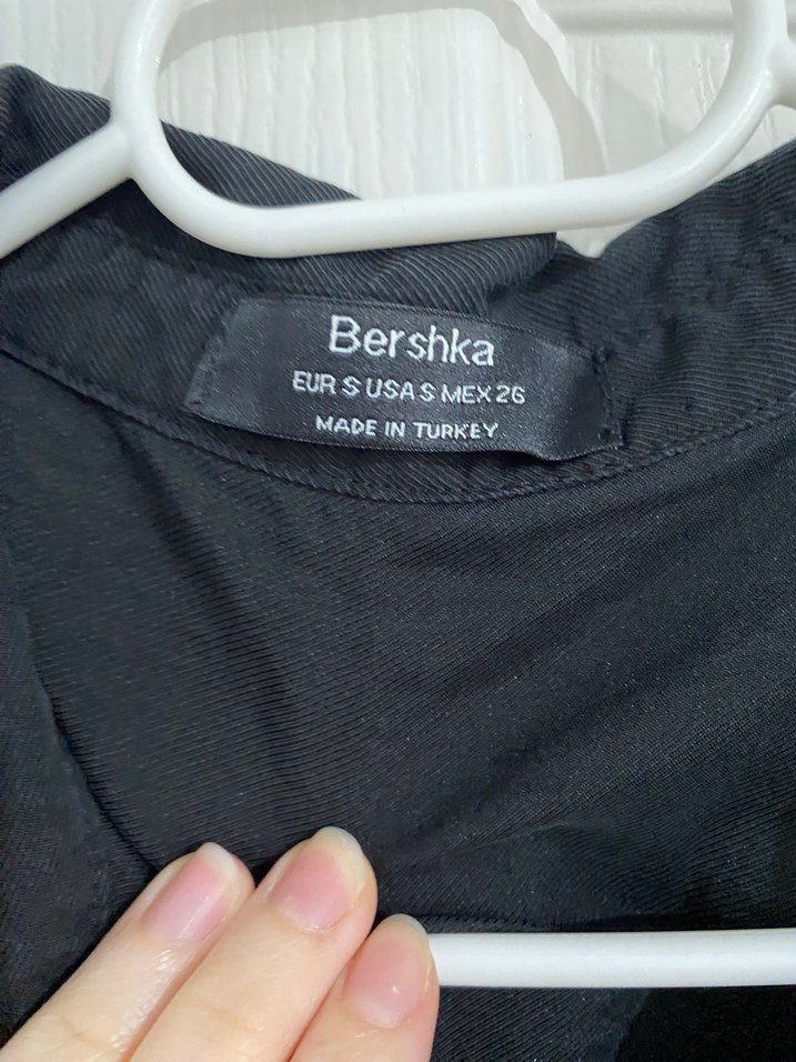 Düğmeli Siyah Keten Kadın Gömlek - Görsel 2